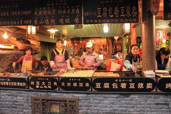 穷游云南1000元以内,穷游云南10天花费多少钱