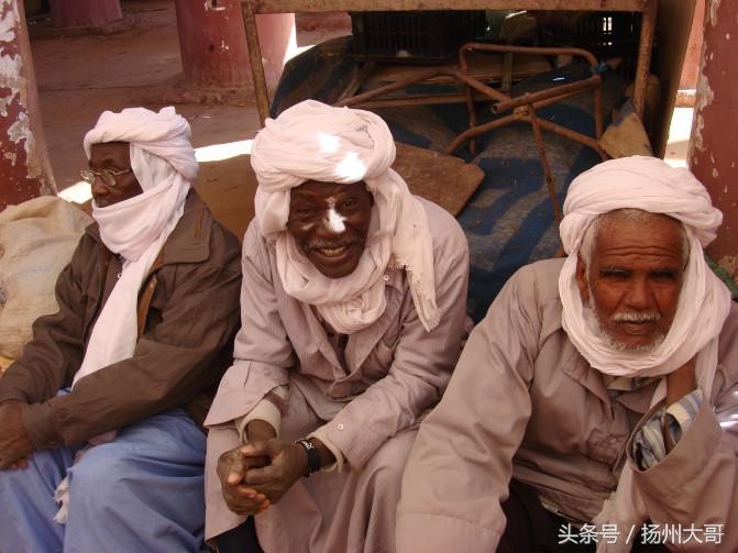 行走在纳米比亚沙漠感悟,撒哈拉沙漠旅游真实感受