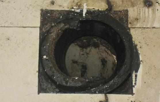 卫生间马桶拆了臭怎么解决,卫生间忽然返臭味