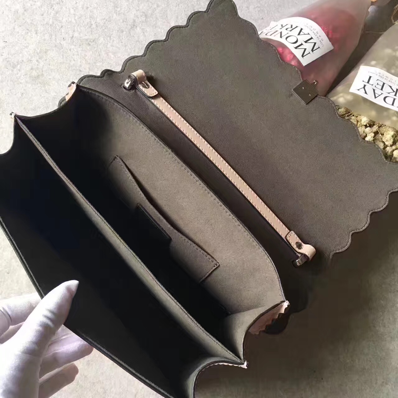 fendi包包最新款,fendi包的经典款