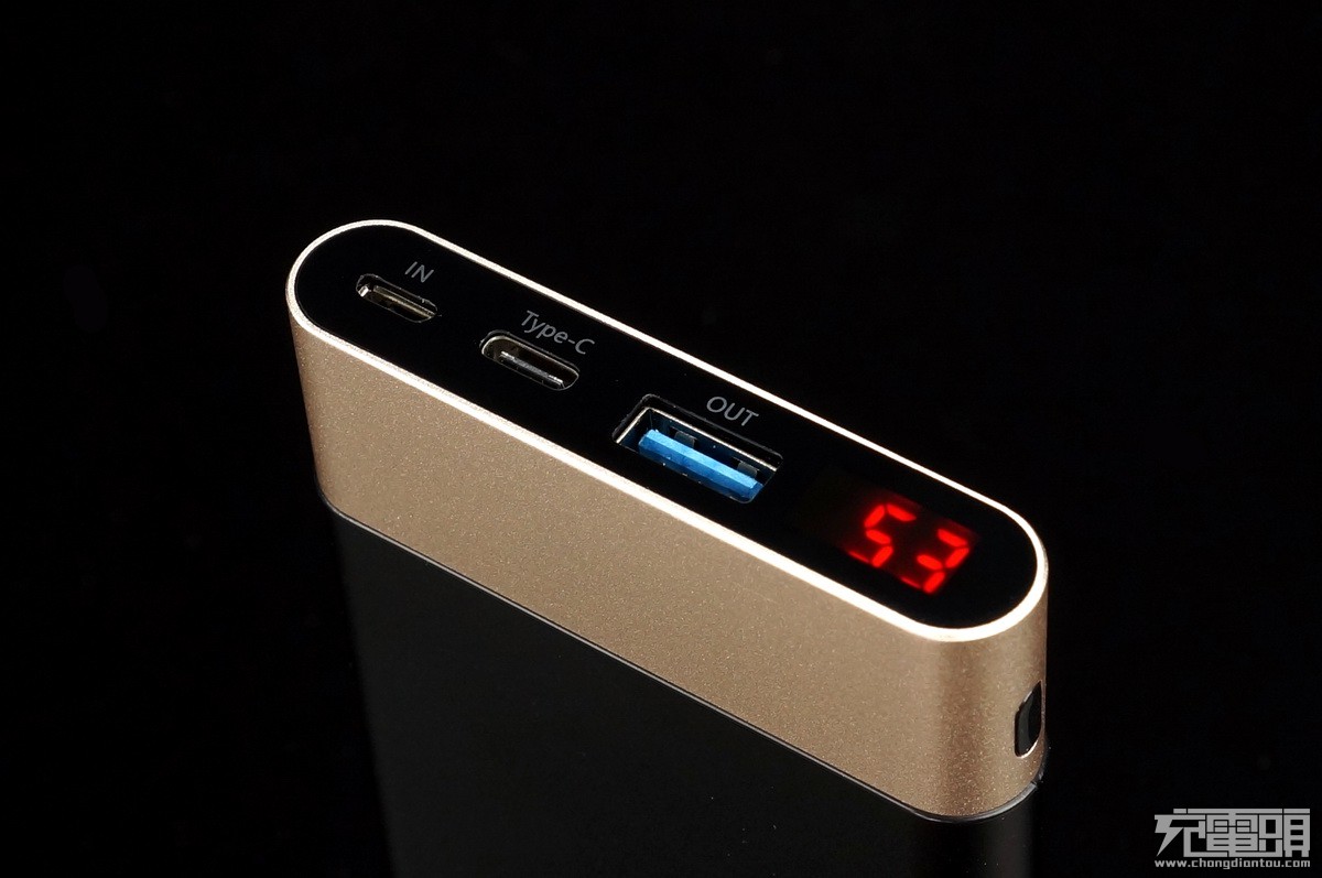 台电20000毫安快充充电宝测评,台电大屏数显18w双向快充充电宝