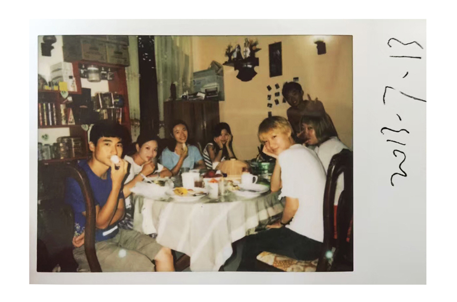 间隔年丨这六块腹肌的主人旅行了340天，还不想回家