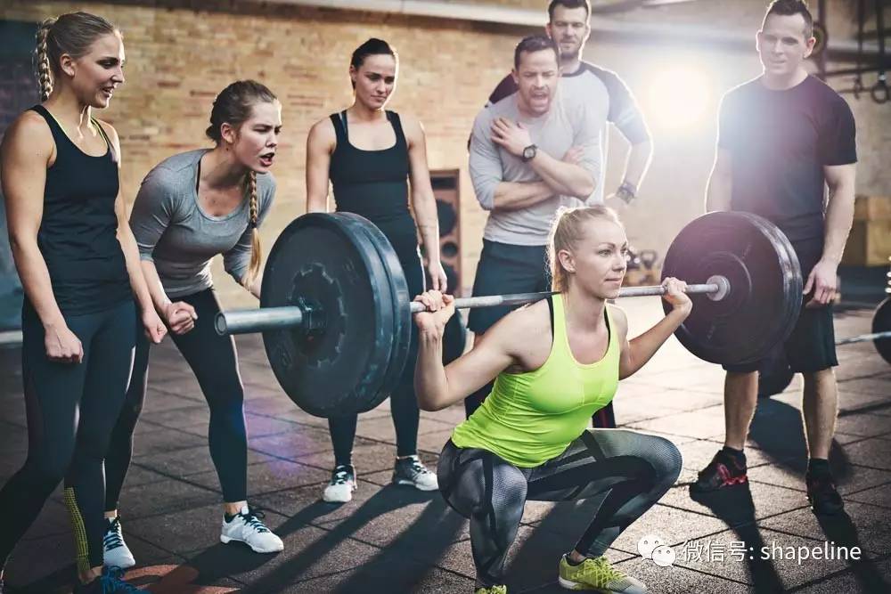 健身精神氮泵女生对比照片,健身精神氮泵是谁