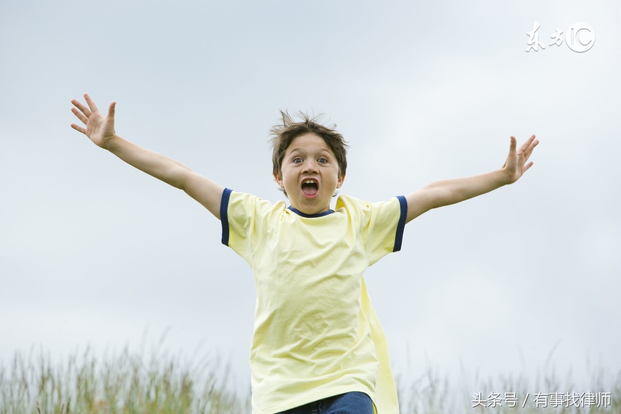 新规定：8周岁小孩为限制民事行为能力人，如何看待“小大人”？