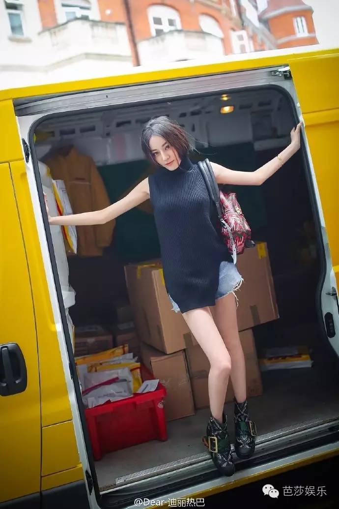 唐嫣休闲短靴搭配,唐嫣长靴子穿搭