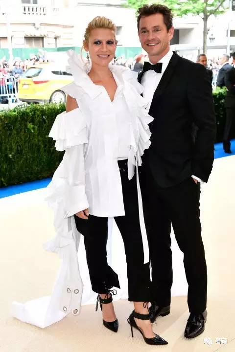 韩寒画韩红什么意思,韩寒韩红画画