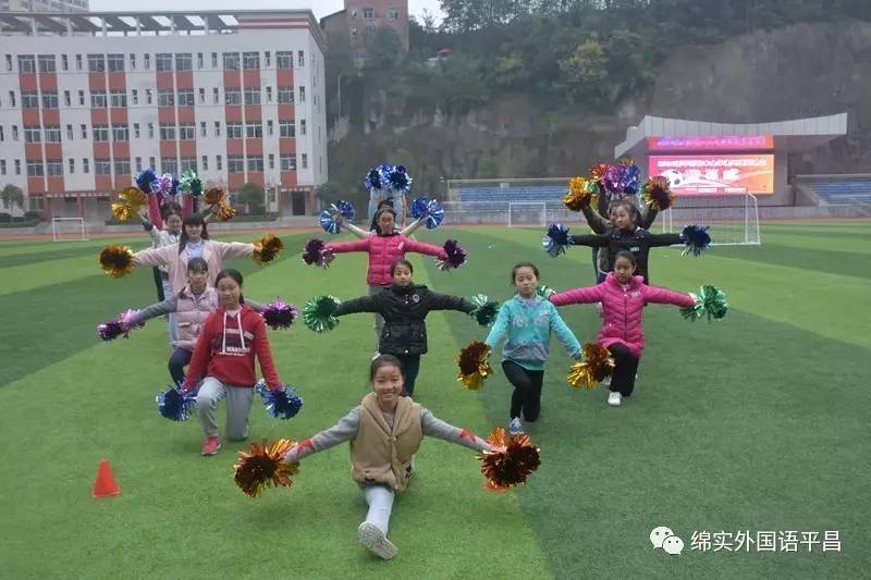 别拦我!我要去这所学校上选修课!