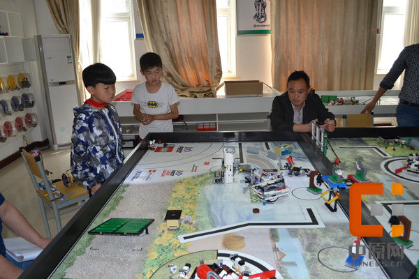 2019届河南青少年机器人比赛,机器人对抗赛青少年