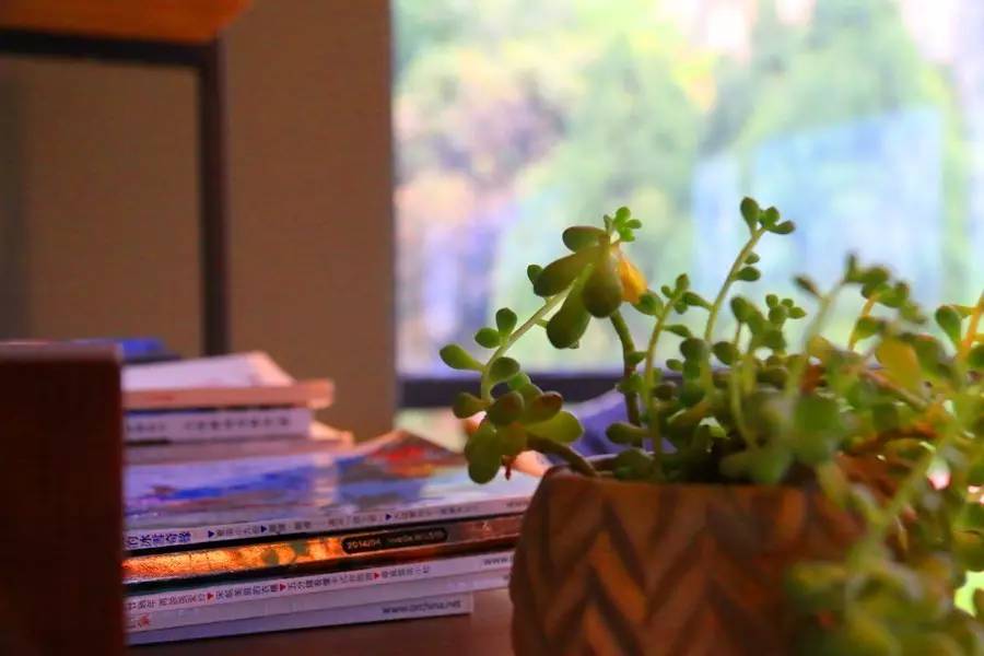 元宝山下,山水云间,悠悠闲云时光,恰好那时我也在