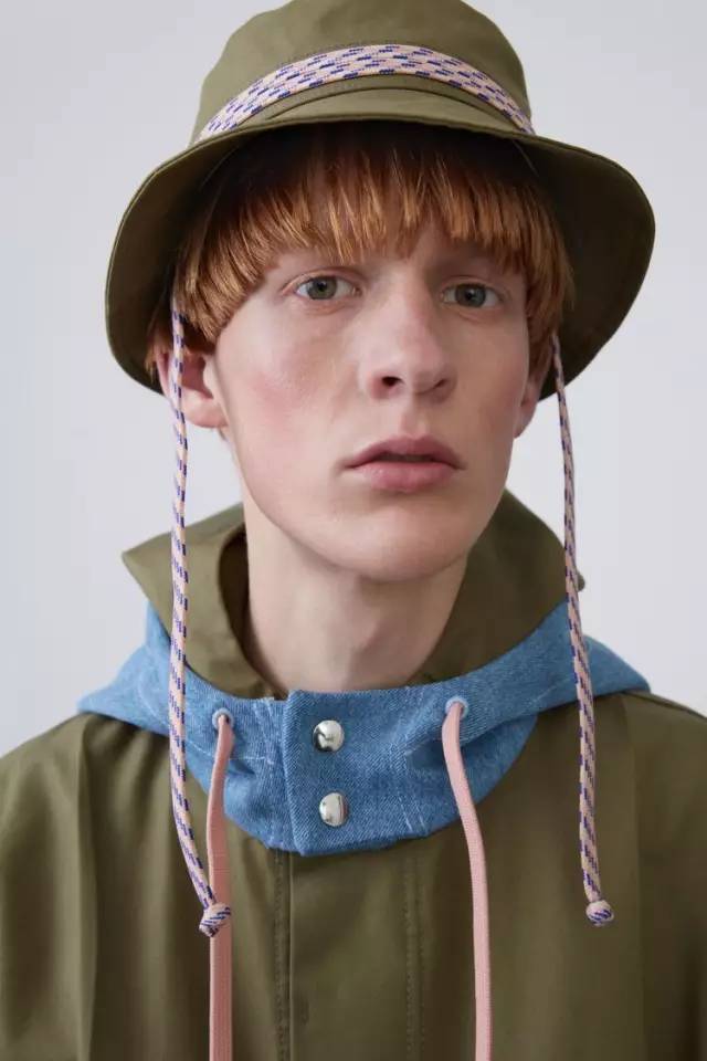 现在潮人去哪里买衣服便宜,潮人衣服哪里拿货便宜一点