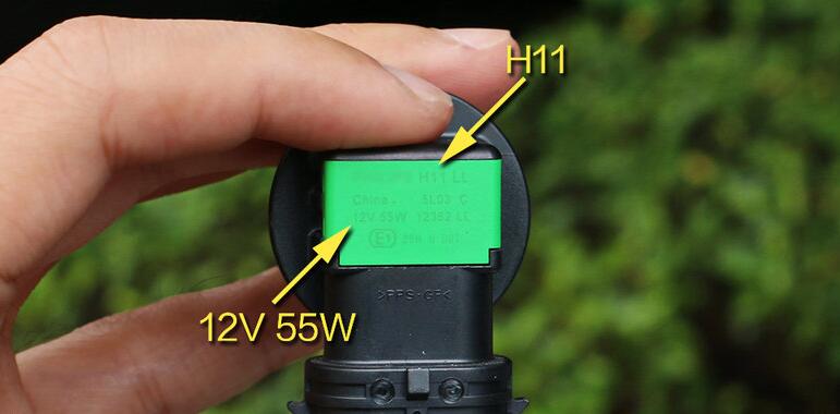 汽车换近光灯泡的步骤视频,别克凯越汽车换灯泡的步骤视频