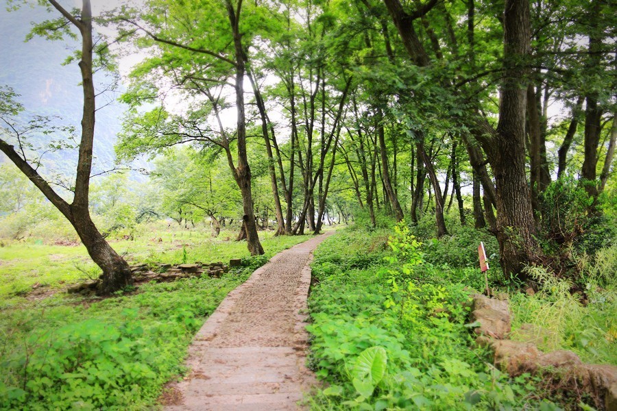 元宝山下,山水云间,悠悠闲云时光,恰好那时我也在