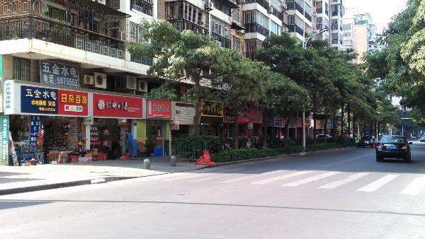 开一家烘焙店赚钱吗,开一家烘焙店能赚多少钱