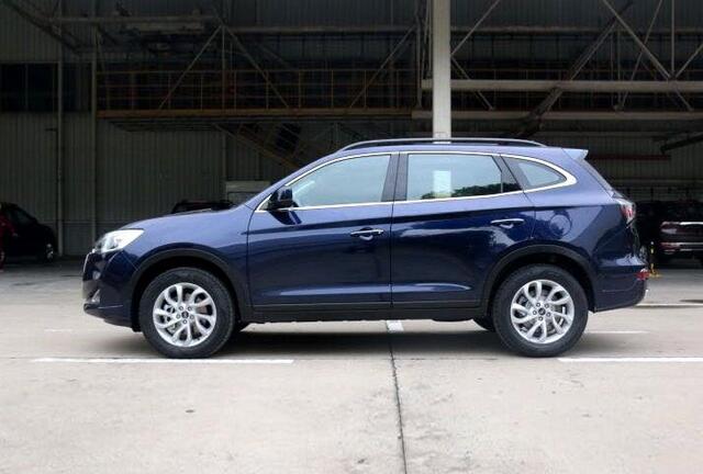 连模仿大咖众泰都转原创风了,这款15万的七座四不像凭啥能火?