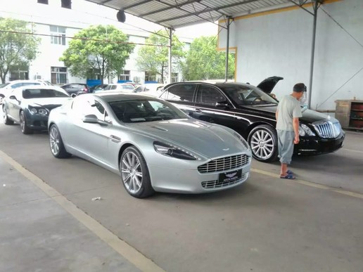 太有钱了！浙江二手车从业者带你看看正在准备过户的二手豪车们