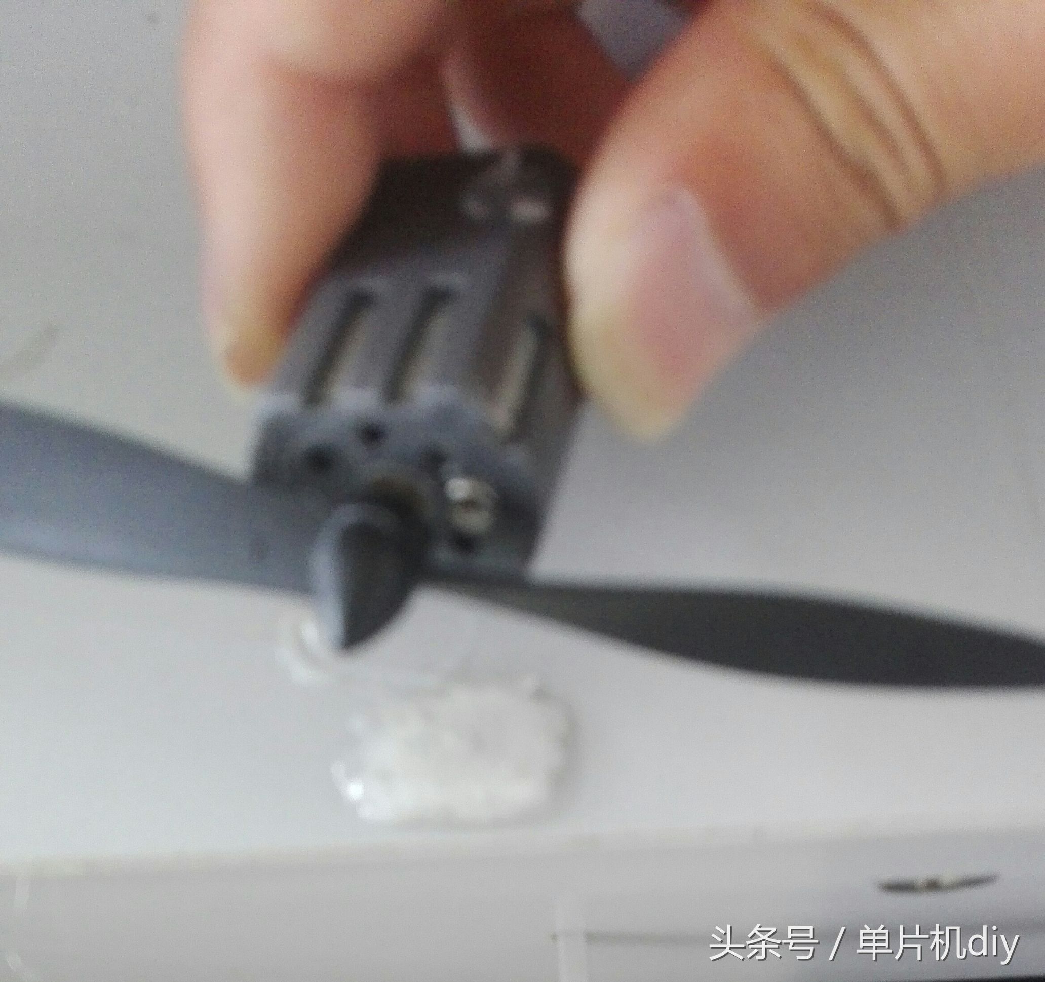 热熔胶作用用途有哪些,热熔胶作用