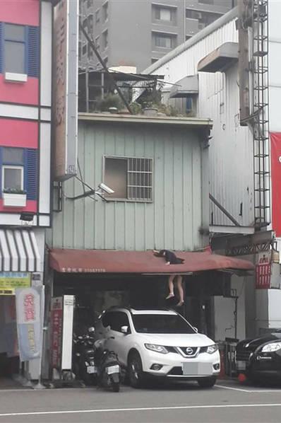 服药后晒被失足坠楼，*眠药安**：怪我咯？