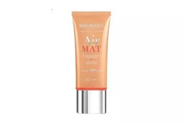 阿玛尼权力粉底适合什么肤质,适合自己肤色的粉底怎么选