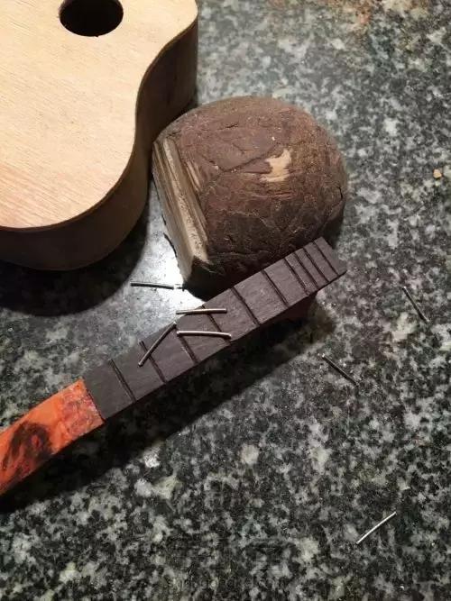 手工制作吉他工作室,手工制造吉他