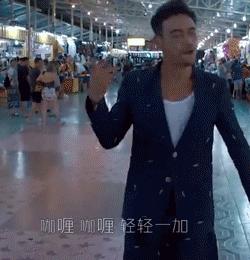 “求投靠、求收留、求*养包**”这样的小包总你要吗？