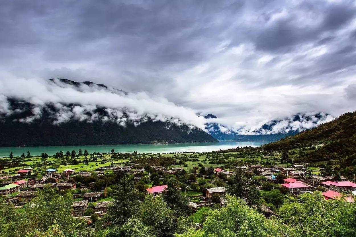 拉林高速与318国道区别,318最美拉林高速