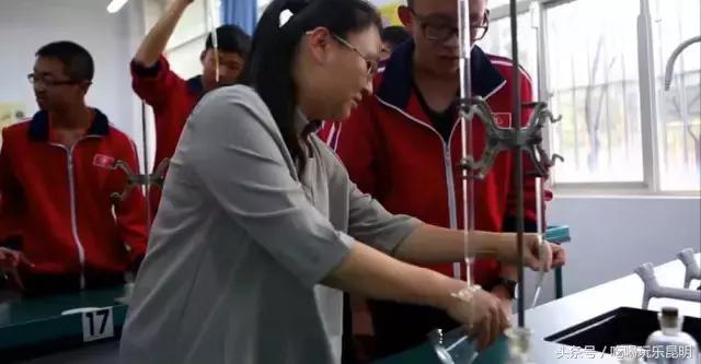 昆八中介绍,再见八中