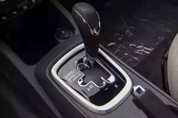 「946·用车」AMT变速箱的车到底是不是“自动挡”？能用吗？