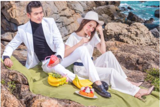 青岛拍婚纱照的工作室,山东青岛拍婚纱照要多少钱