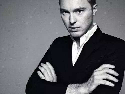 coach收购kate,coach和katespade是一个公司吗