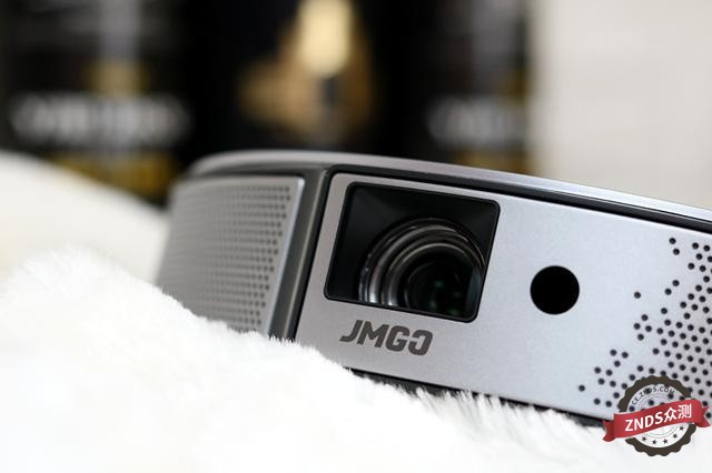 坚果c6智能投影价格,坚果c6投影仪是多大功率的