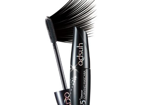 睫毛膏晕染到下眼皮时怎么做,怎么防止睫毛膏晕染到下眼皮