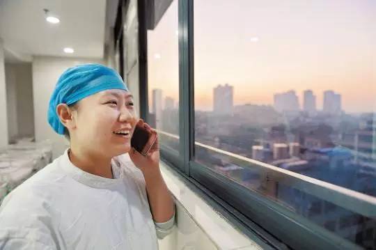 当医生值班,当忙碌变成常态医生发的朋友圈