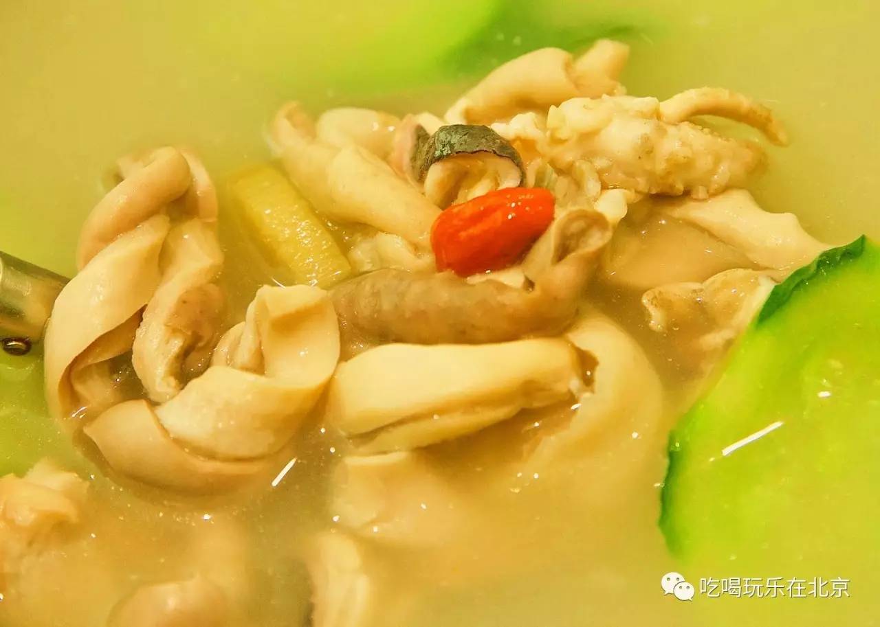 带上双鱼座就能免费吃,一年卖出1000000份的剁椒鱼头!