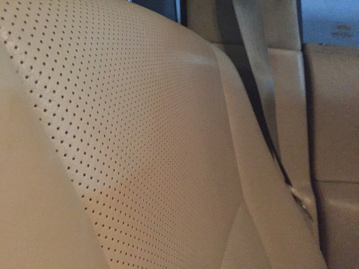 ls460l雷克萨斯音响,居然花一万多买音响