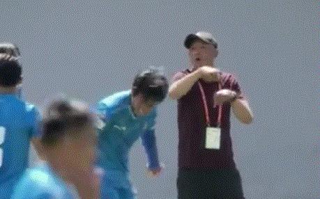 瓒崇悆澶╂墠15宀佸湪u18鑱旇禌澶ф潃鍥涙柟,瓒冲潧娼滃姏鏂版槦u23