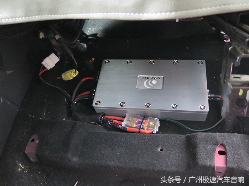 奔腾x80怎么改装才霸气,2013款奔腾x80音响改装