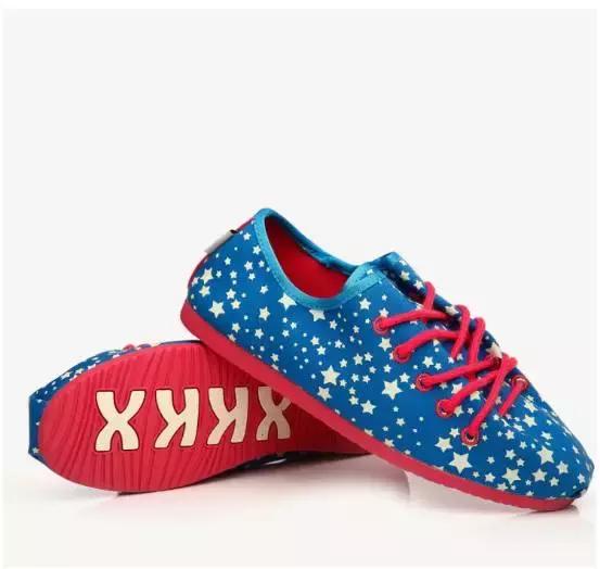 尼加拉蓝色头发,pantone十大最美颜色