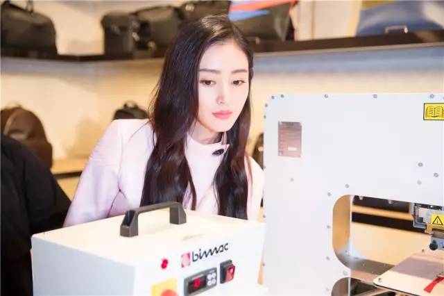 珑骧longchamp旅行,珑骧longchamp男士