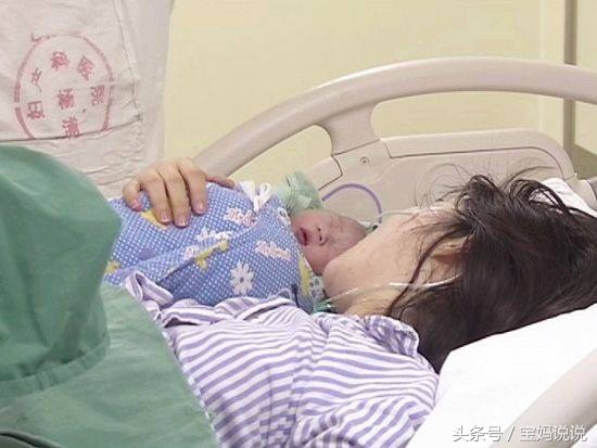 孕妈妈产检宝宝在尿床,孕妇怀孕28周睡觉尿床是怎么回事