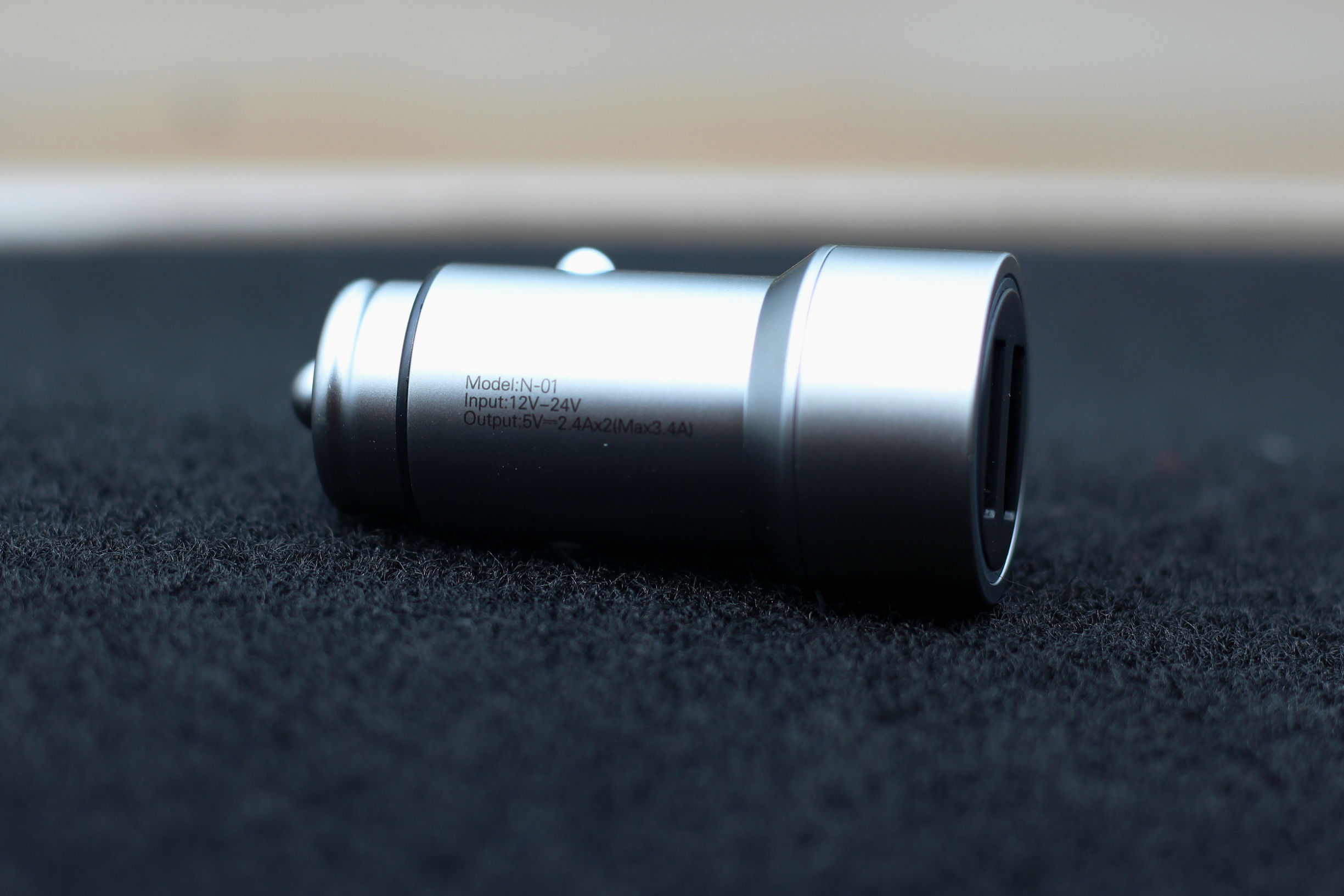 能充电的*弹子**头，网易车载充电器体验