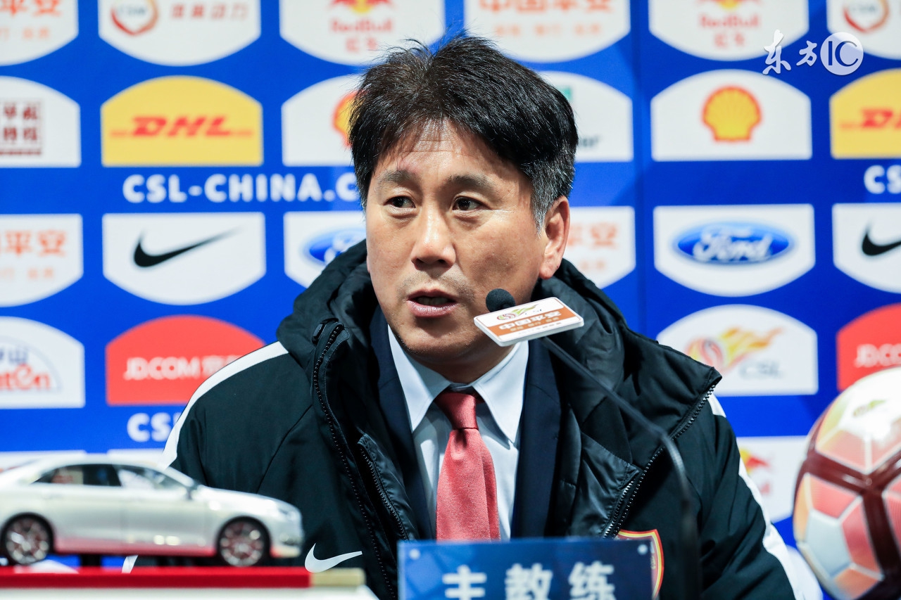 你爱延边富德吗?520请你来到现场为为球队助威登“泰山”