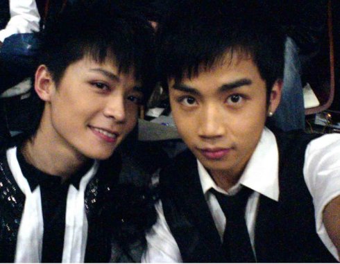 曾经当红偶像组合成员,曾红极一时偶像组合