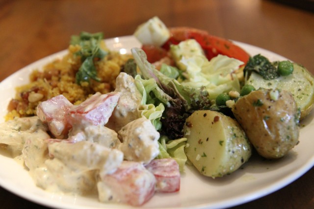 嫲嫲叹世界之浦尽澳门蚝门夜宴、健康轻食扶墙半自助餐