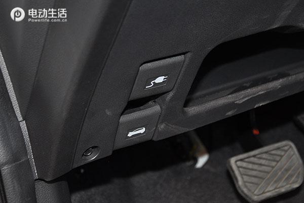 长安奔奔evstar国民版能爬陡坡,长安奔奔ev和e-star哪个划算