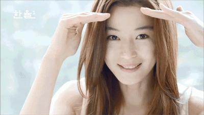 中长发不用打理的发型,不长不短满头卷打理方法