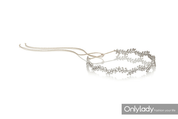 头发上的装饰发夹,头发上的装饰钻石