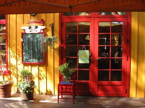 东京动漫中心游玩攻略,东京附近短途旅游景点推荐一日游