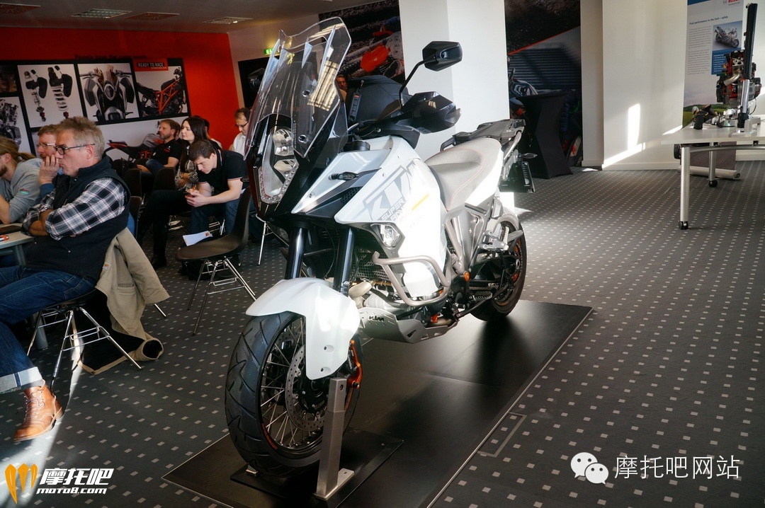 濂ュ湴鍒﹌tm1290superdukegt,ktm宸ュ巶鍦ㄥゥ鍦板埄鍝噷