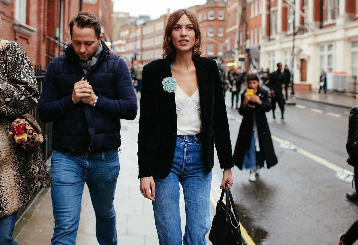 伦敦时装周街拍潮人告诉你这个春夏就背这些包包！