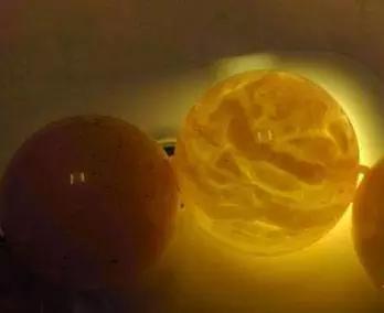 蜜蜡的造假手段,各种造假蜜蜡都会暴露出真身